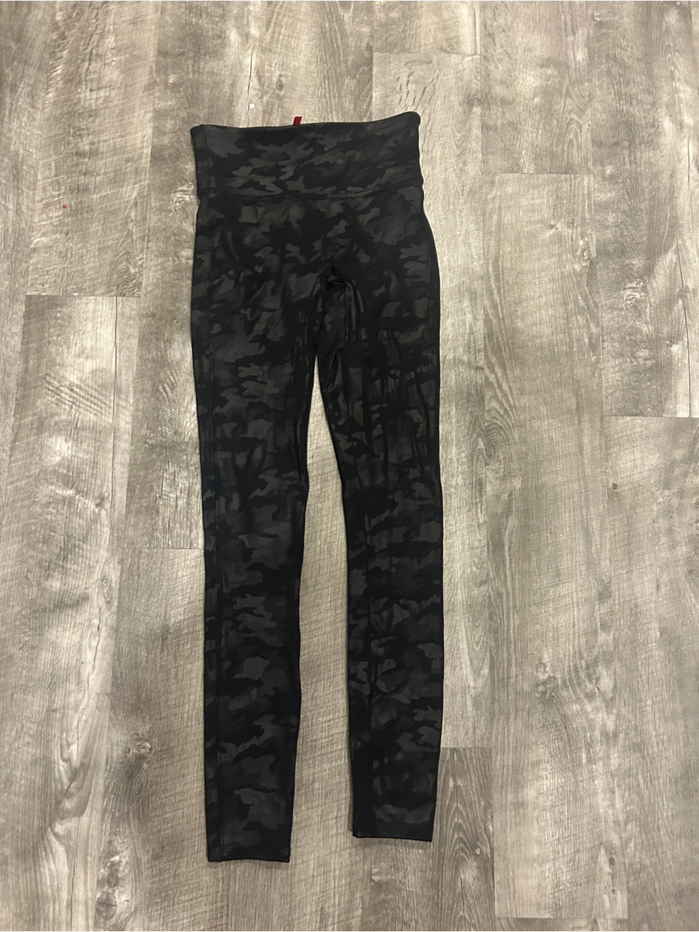 SPANX Black High-Waist Leggings with Red Brand Tag